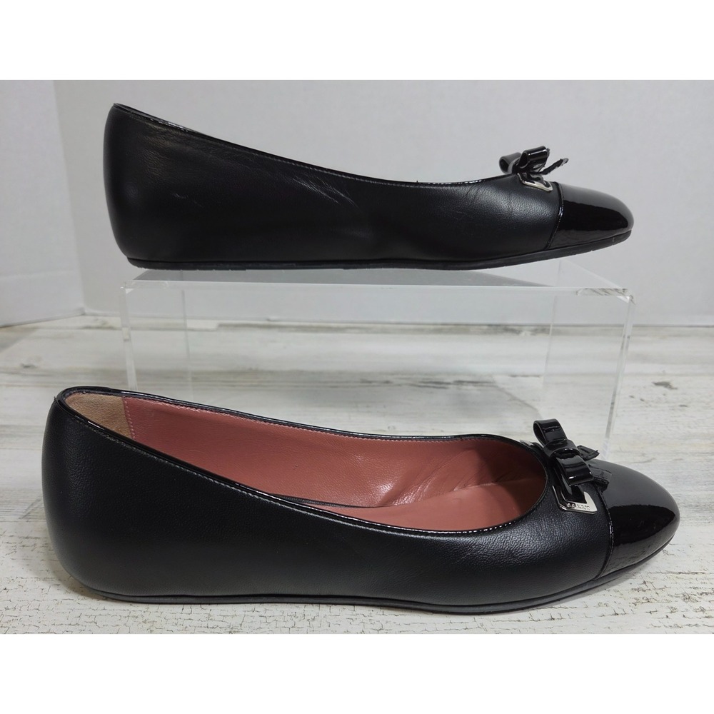 Bally Sofye Black Leather Ballet Flats Cap Toe Bow Shoes Womens size 6.5 E.U. 37 - Picture 4 of 10